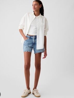 Low stride short